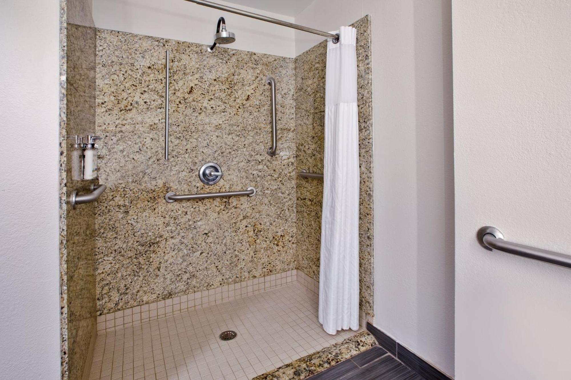 Holiday Inn Express Hotel & Suites - Sumter By Ihg Экстерьер фото