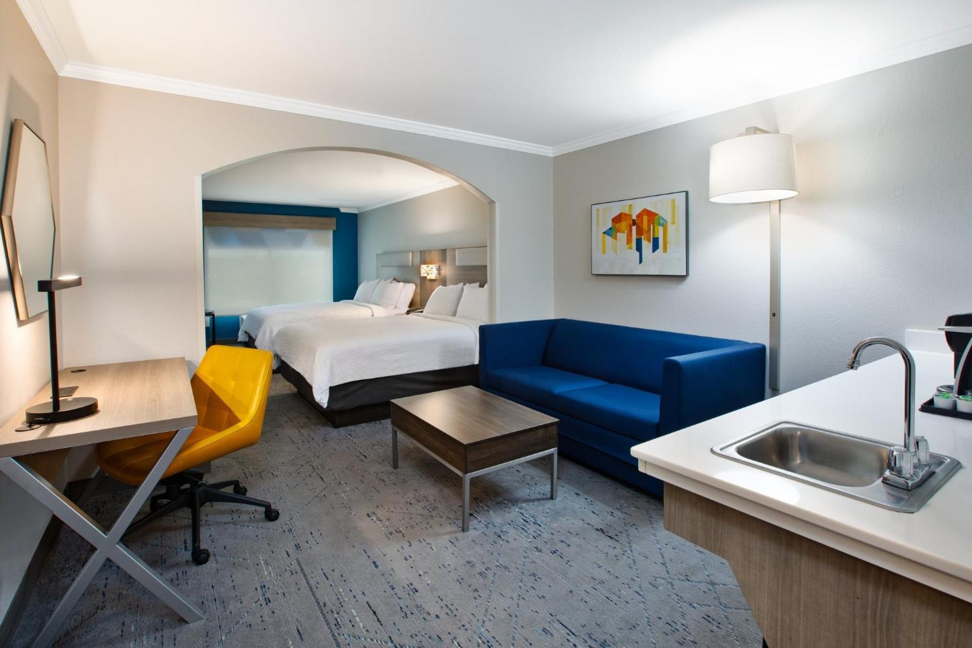 Holiday Inn Express Hotel & Suites - Sumter By Ihg Экстерьер фото