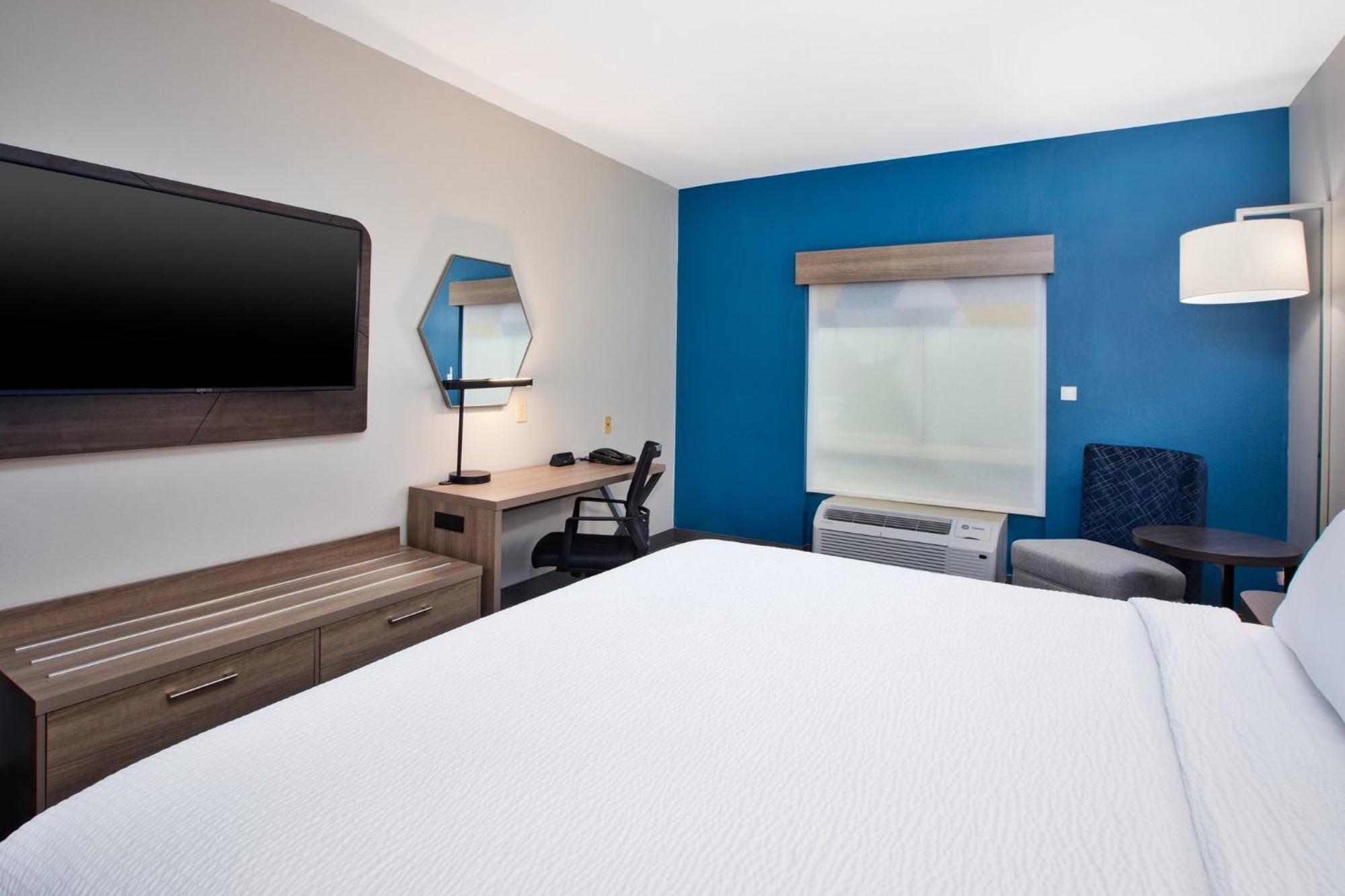 Holiday Inn Express Hotel & Suites - Sumter By Ihg Экстерьер фото
